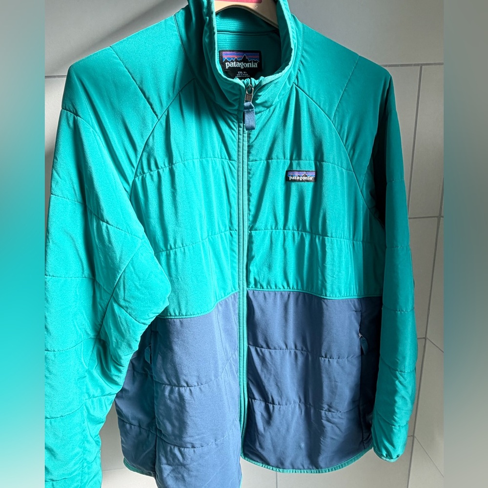 Patagonia Teal and Gray Puffer Jacket